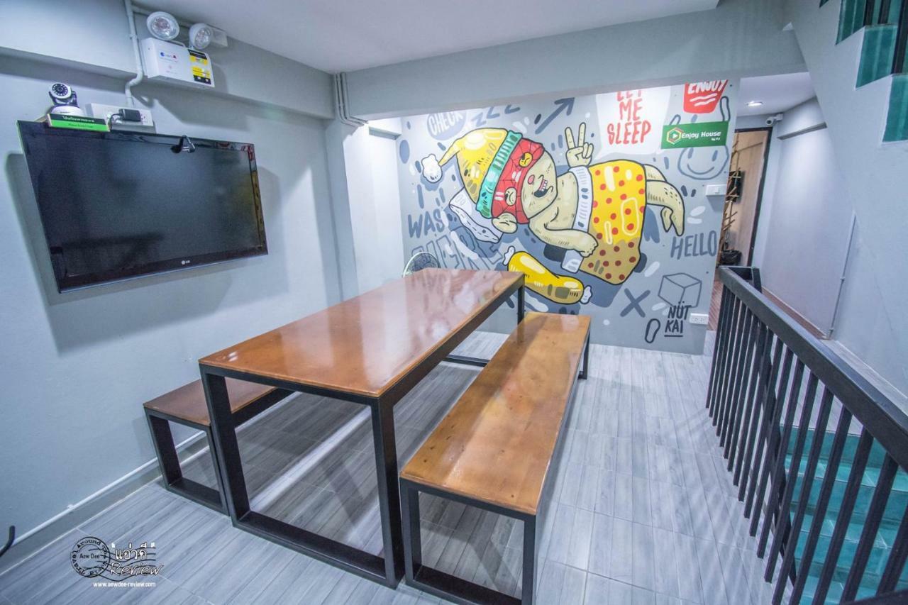 Hostel Enjoy House Chiang Mai Exterior foto